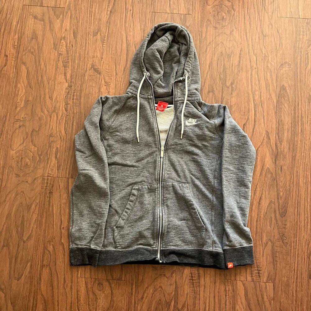 Nike Men's Grey Hoodie